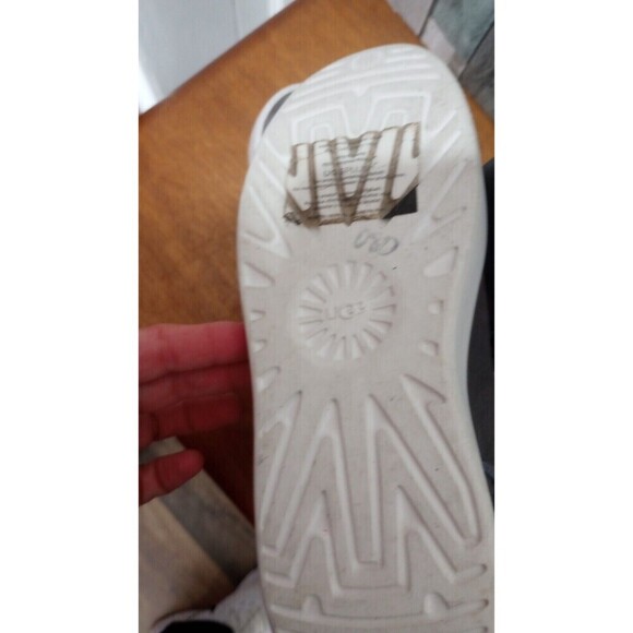 Ugg Classic Boom Suede Gray Boots Size 6 Women's Faux Fur Lining Comfortable - Picture 8 of 11